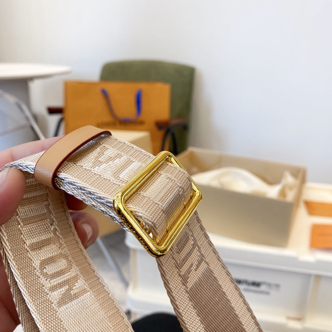 LV Louis Vuitton Presbyopia camera Bag