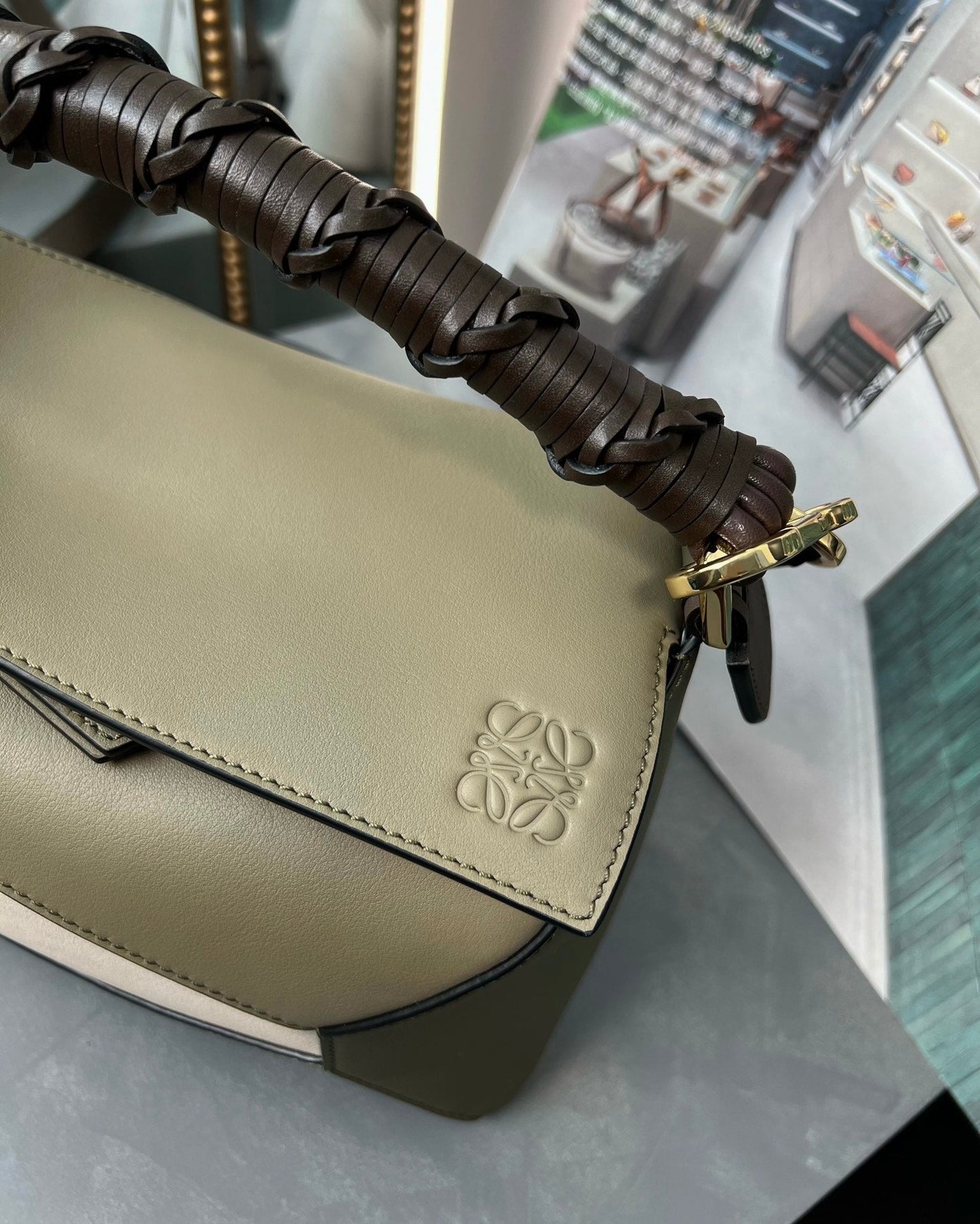LOEWE Puzzle Edge Anagram Crossbody Leather Bag, 24*10.5*16cm