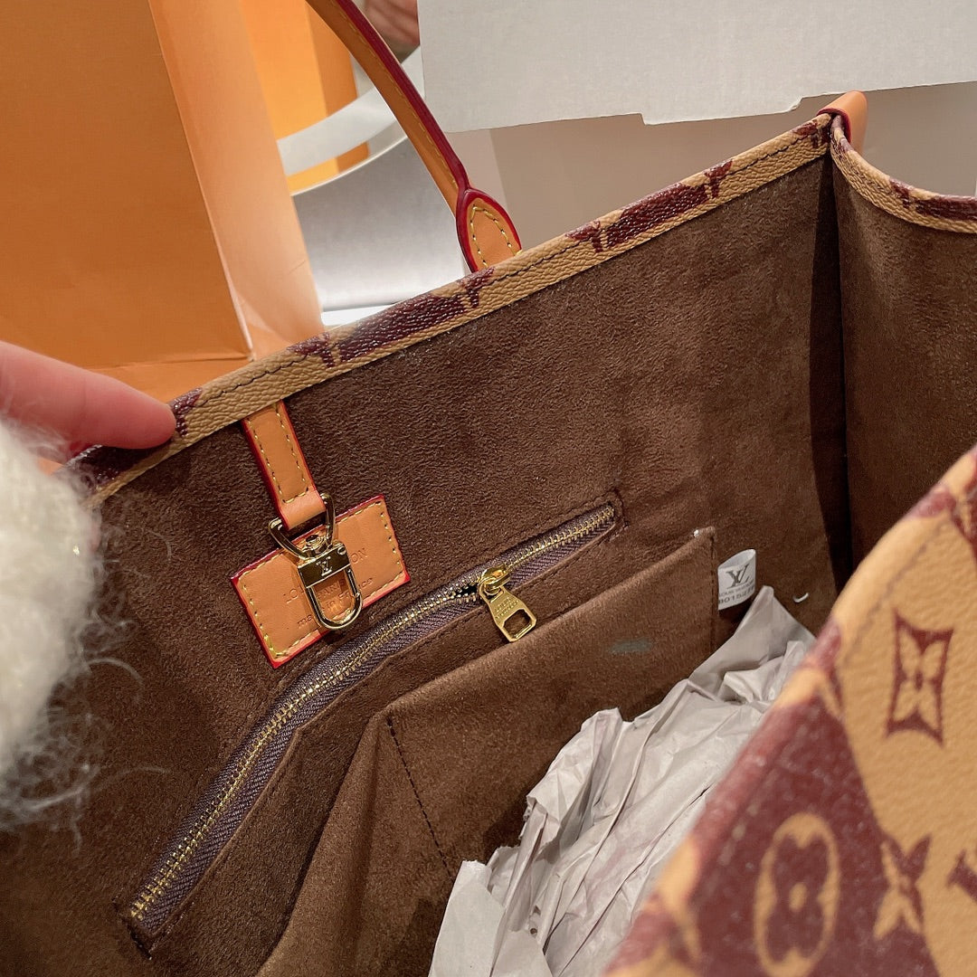 LV Louis Vuitton Crafty onthego Bag