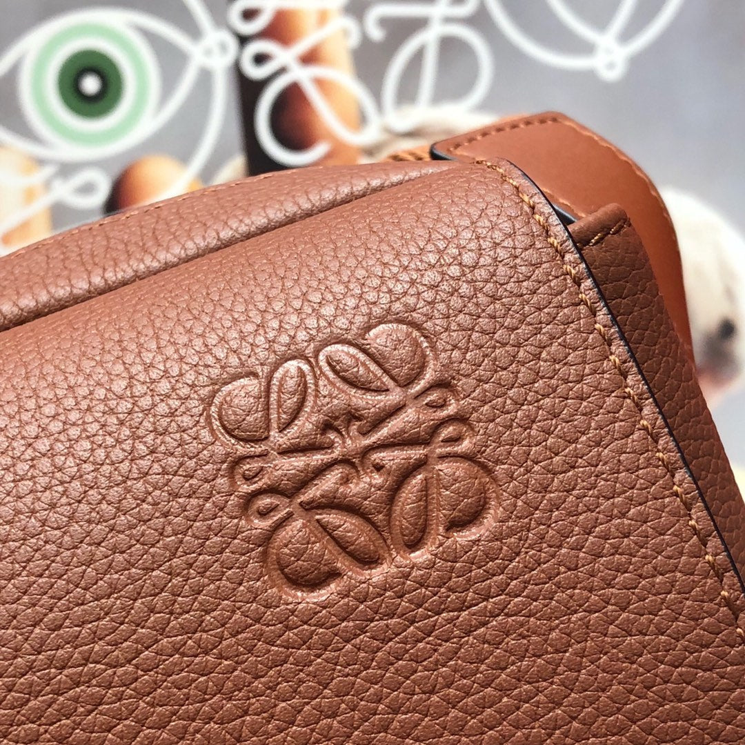 LOEWE Military Messenge Bag Brown, 23×18×9cm