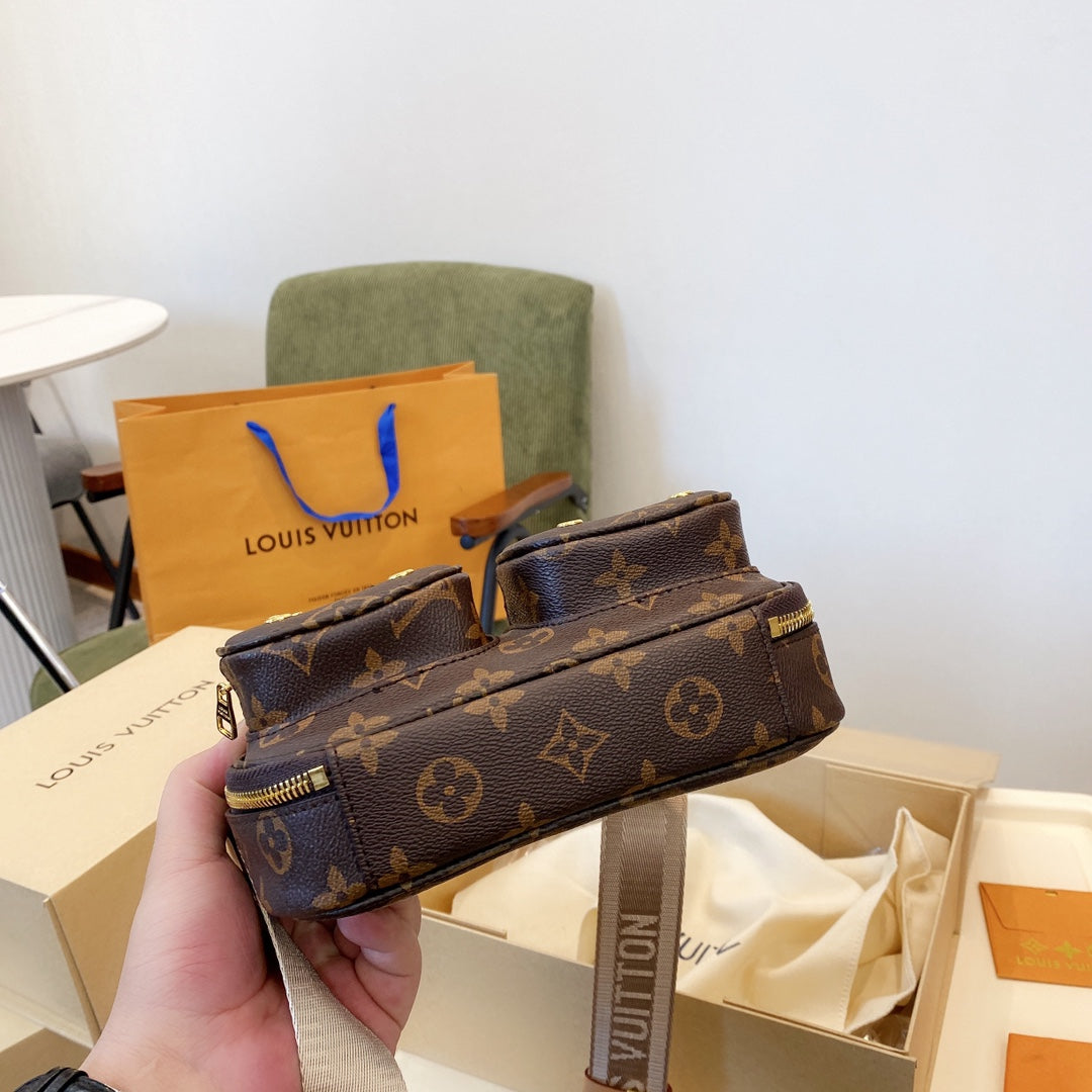 LV Louis Vuitton Presbyopia camera Bag