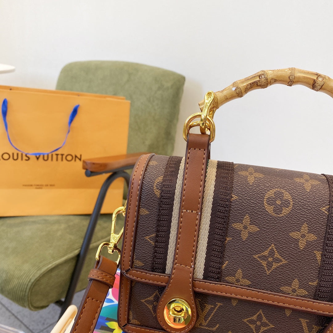 LV Louis Vuitton crossbody Bag