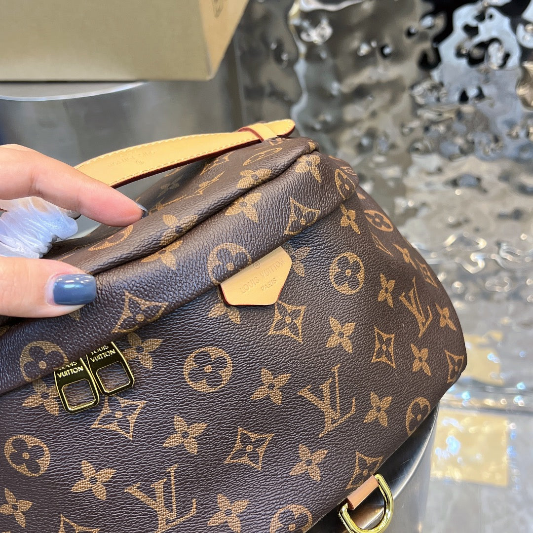 LV Louis Vuitton Crossbody Bag