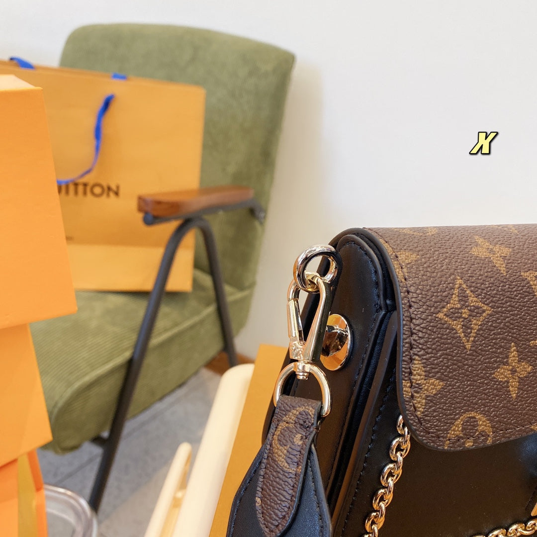 LV Louis Vuitton Lockme Bag