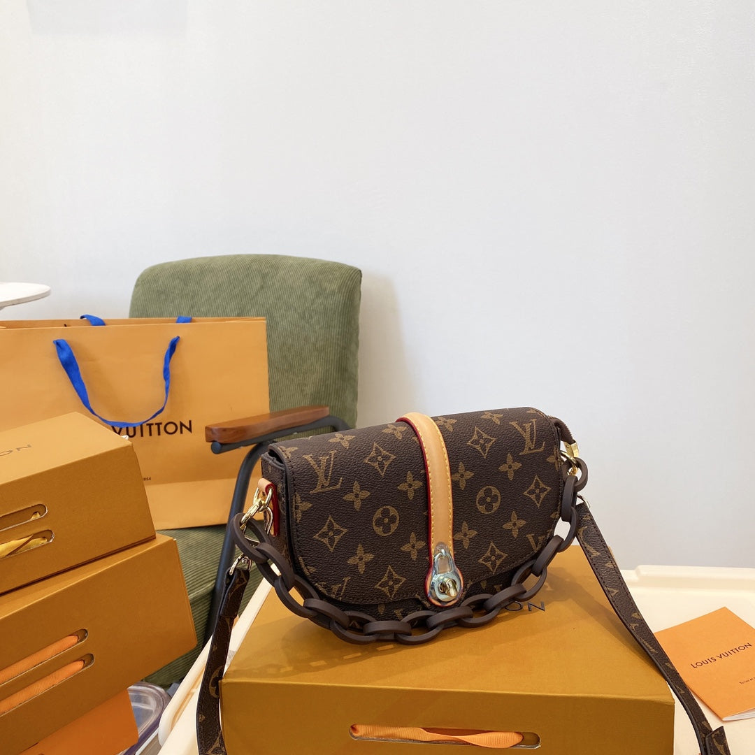 LV Louis Vuitton crossbody Bag