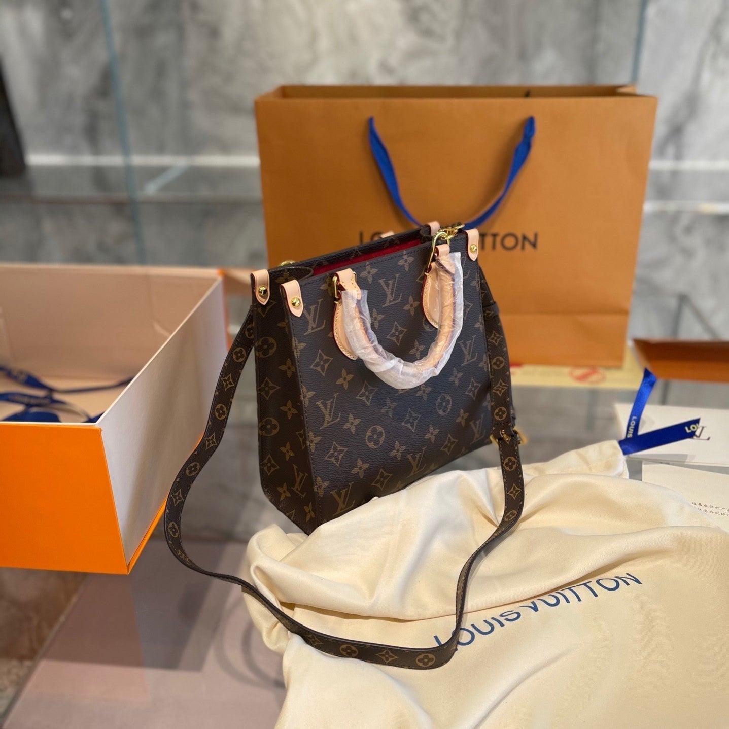 LV Louis Vuitton Bag