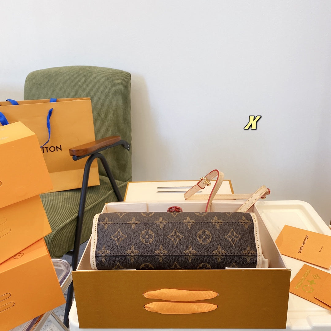 LV Louis Vuitton crossbody Bag