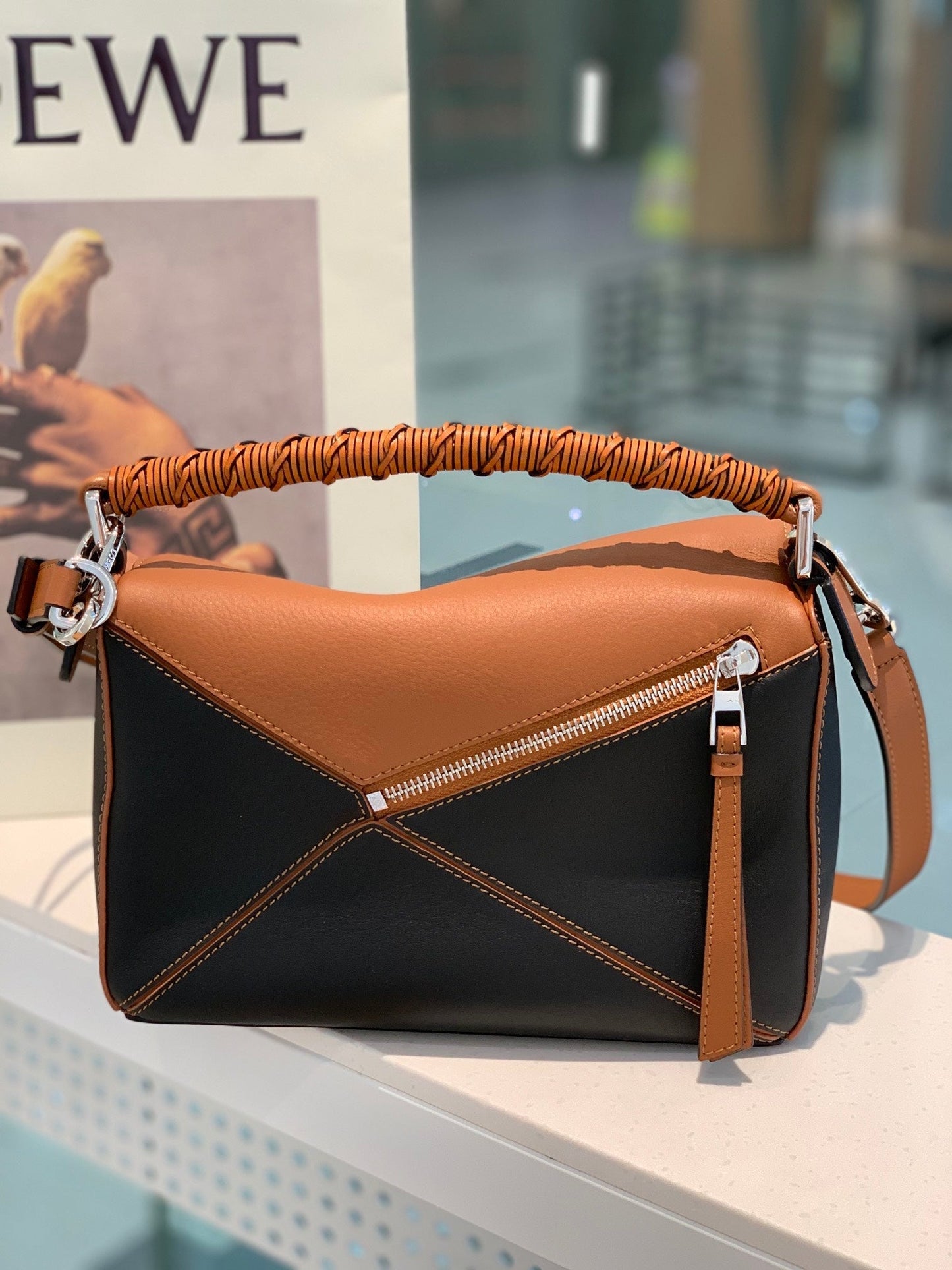 LOEWE Puzzle Anagram Crossbody Leather Bag, 24*10.5*16cm