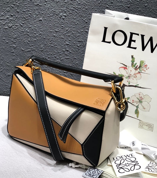 LOEWE Puzzle Edge Anagram Crossbody Bag Grey, 24*14*11cm
