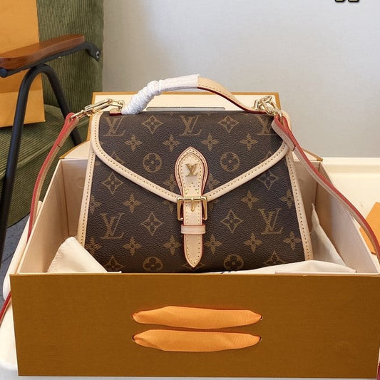 LV Louis Vuitton crossbody Bag