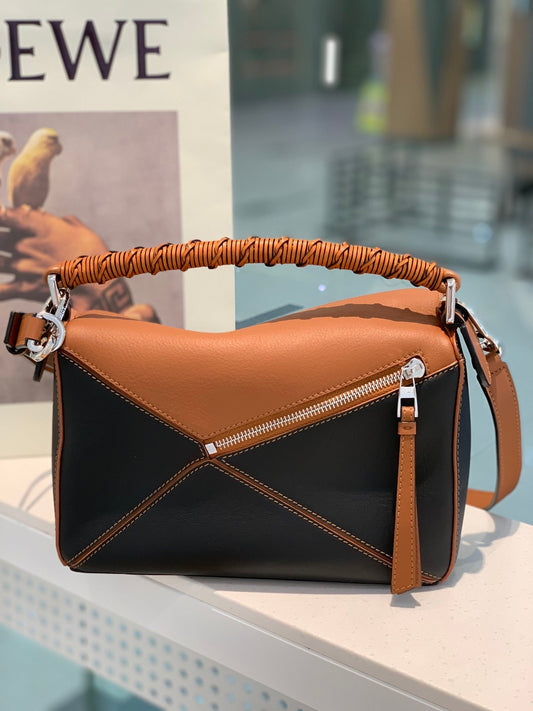 LOEWE Puzzle Anagram Crossbody Leather Bag, 24*10.5*16cm