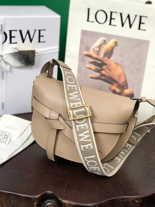 LOEWE Gate Bow knot Crossbody Leather Bag, 20*19*11.5cm